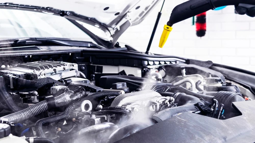 Lavado de Motor a Vapor